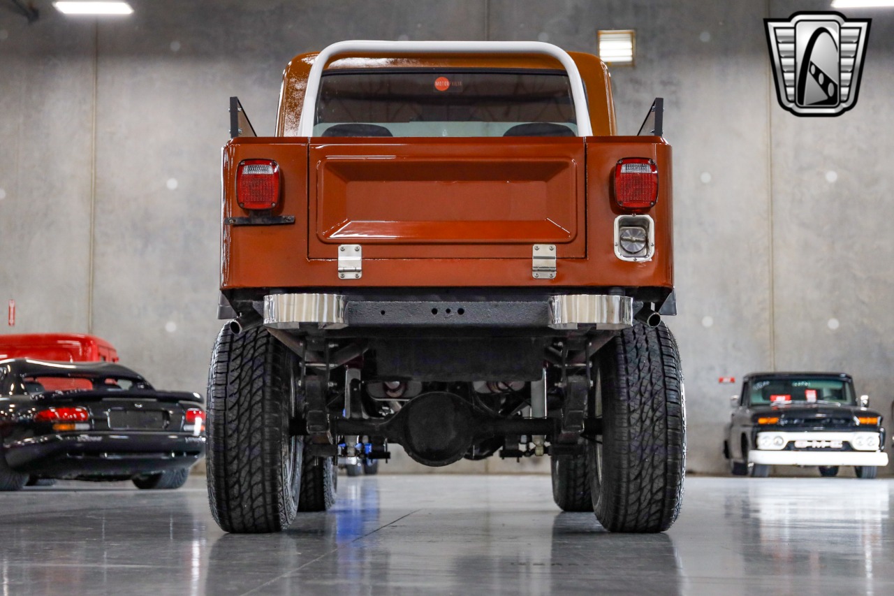 1982-jeep-cj8-scrambler-for-sale-09
