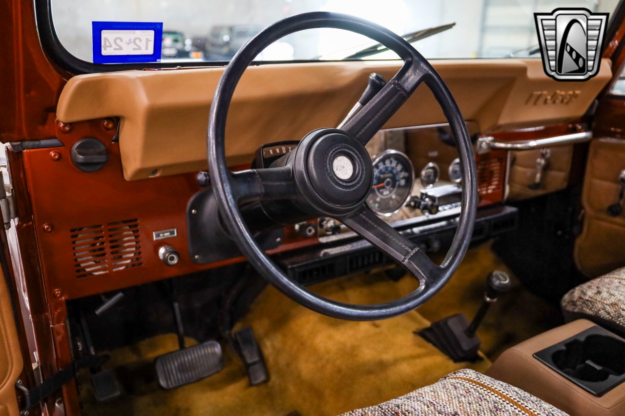 1982-jeep-cj8-scrambler-for-sale-46