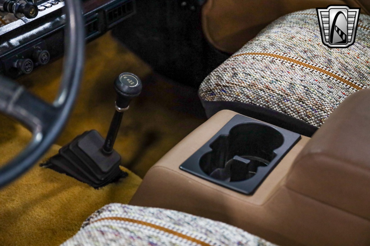 1982-jeep-cj8-scrambler-for-sale-48