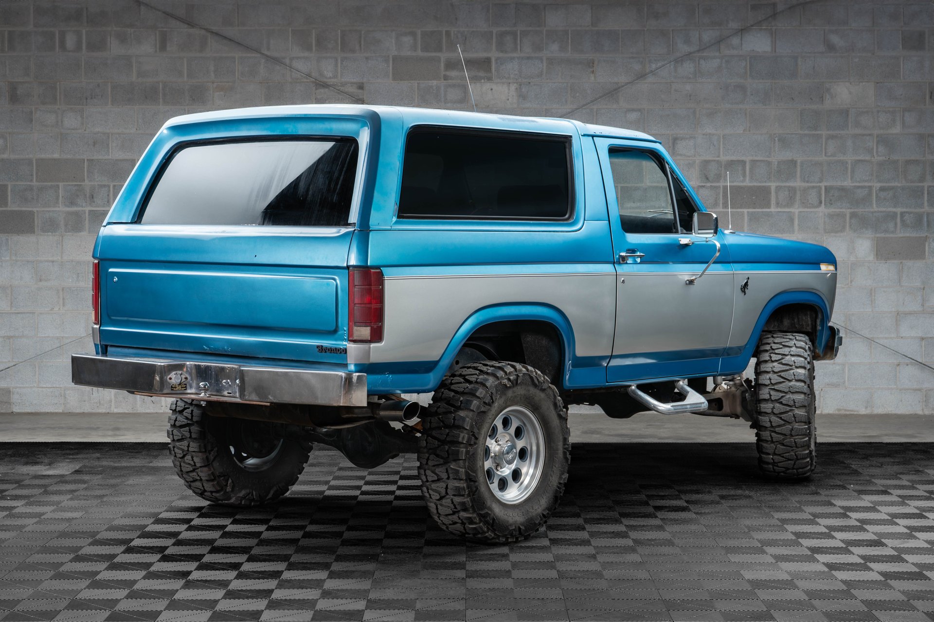 1985-ford-bronco (2)