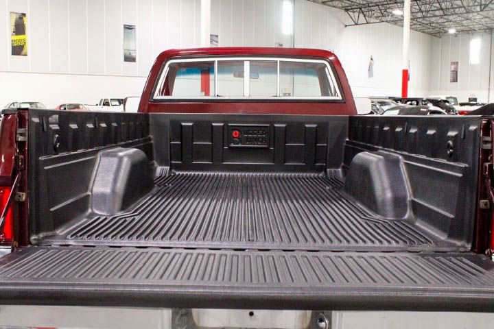 1986-chevrolet-c10 (24)