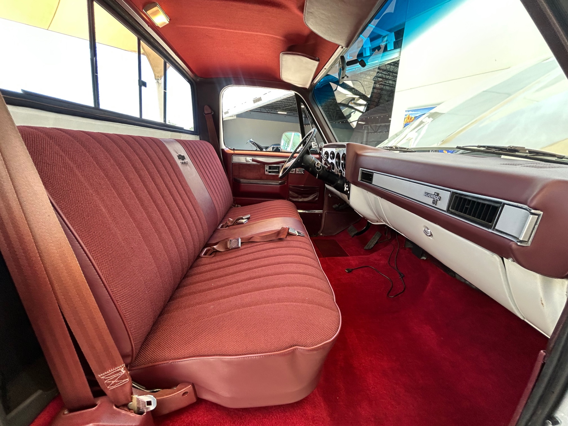1986-chevrolet-c10-for-sale-36