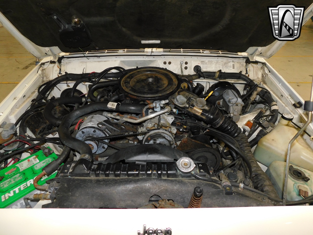 1986-jeep-grand-wagoneer-for-sale-09