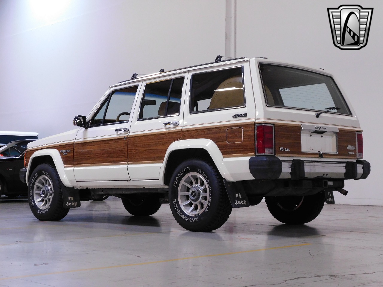 1986-jeep-grand-wagoneer-for-sale-16