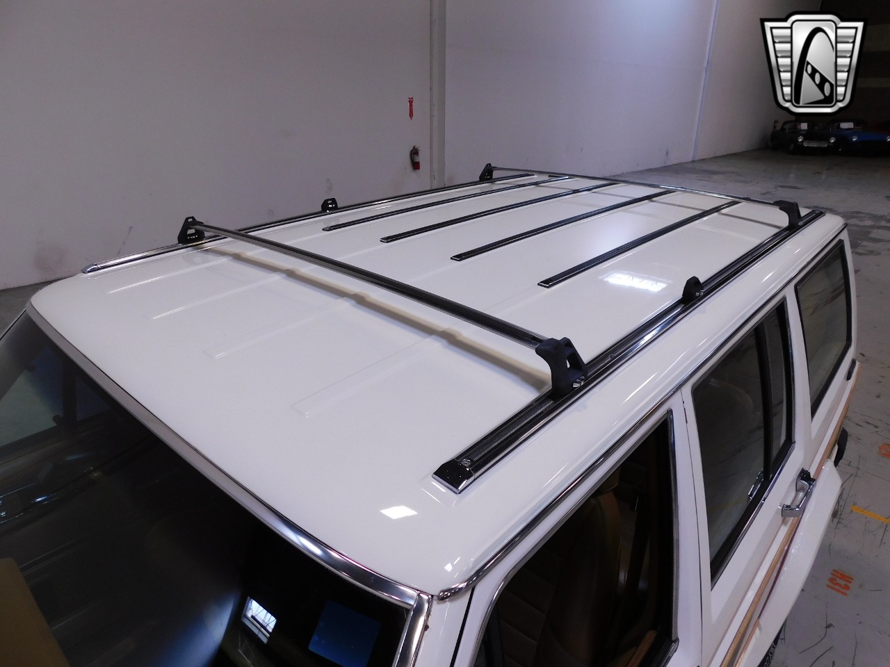 1986-jeep-grand-wagoneer-for-sale-19