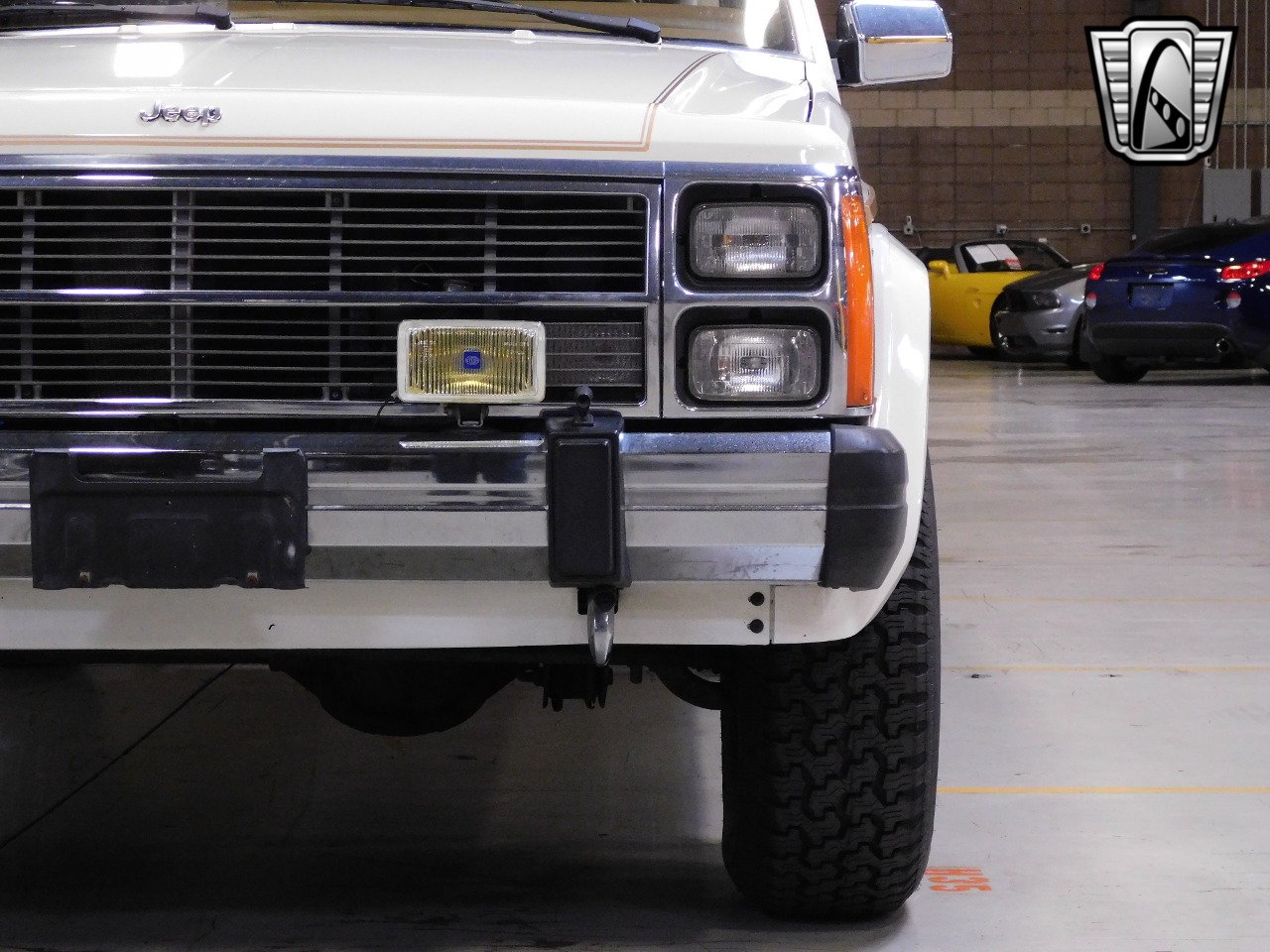 1986-jeep-grand-wagoneer-for-sale-21
