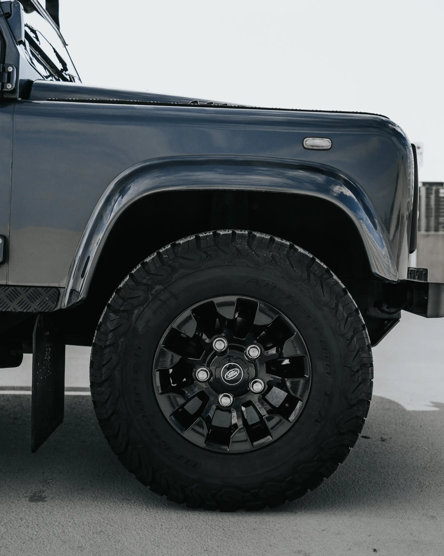 1989-land-rover-defender-110-for-sale-17