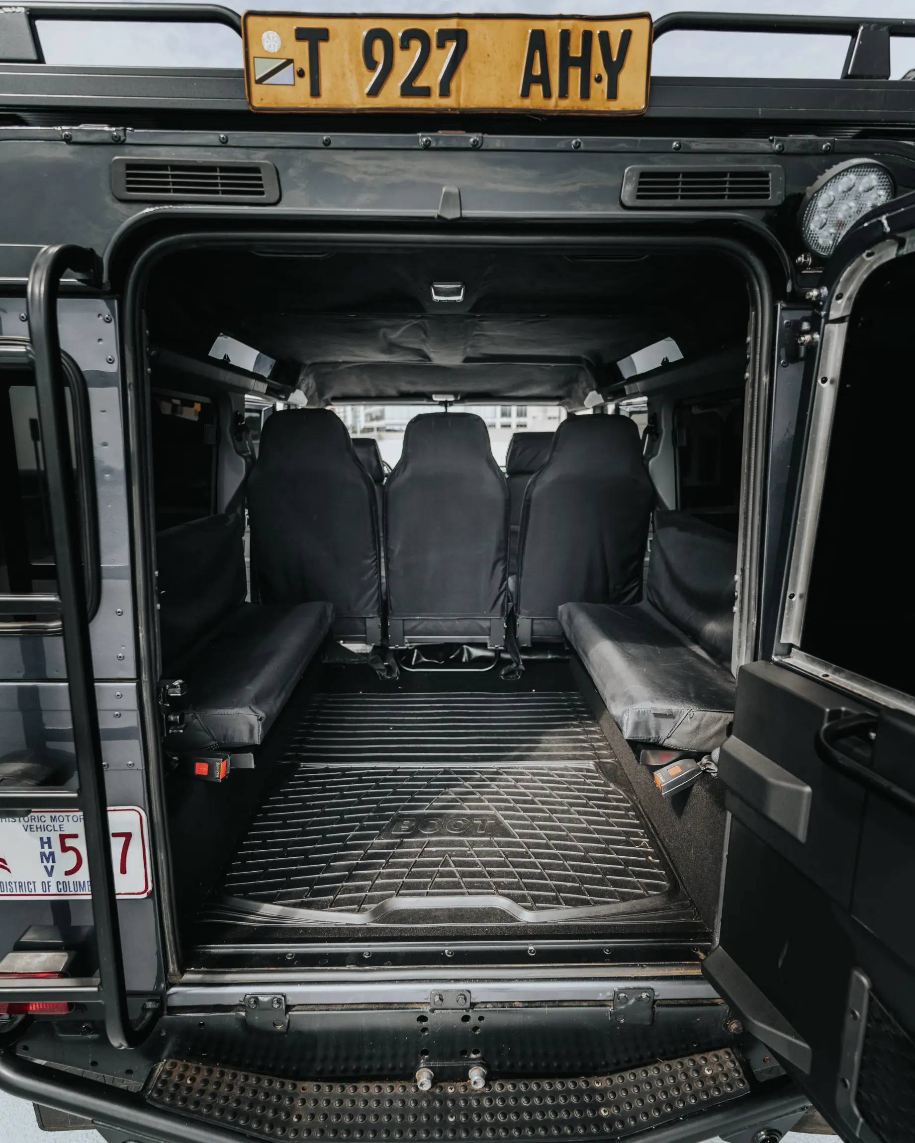 1989-land-rover-defender-110-for-sale-27