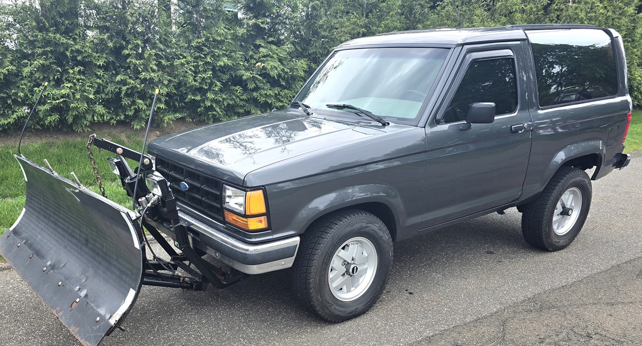 1990-ford-bronco-ii-for-sale-03