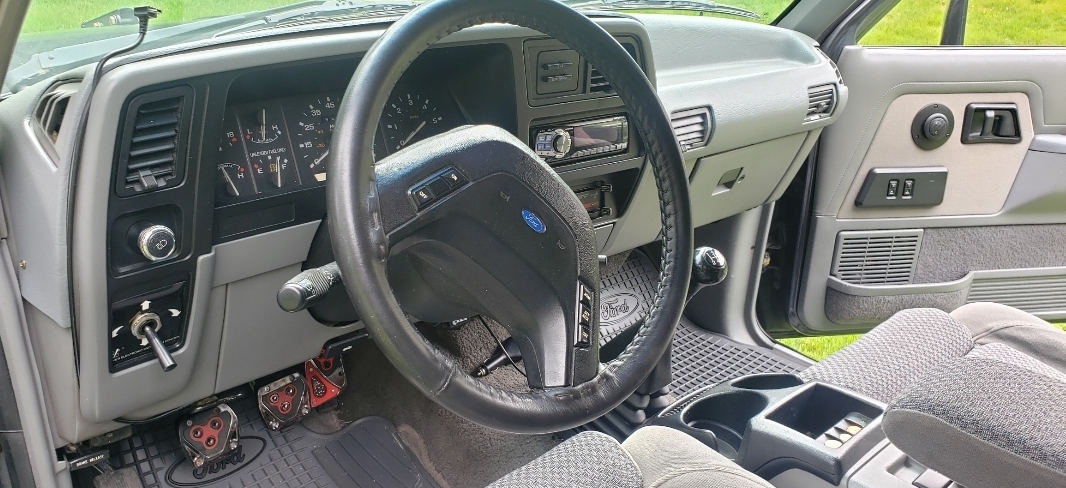 1990-ford-bronco-ii-for-sale-12
