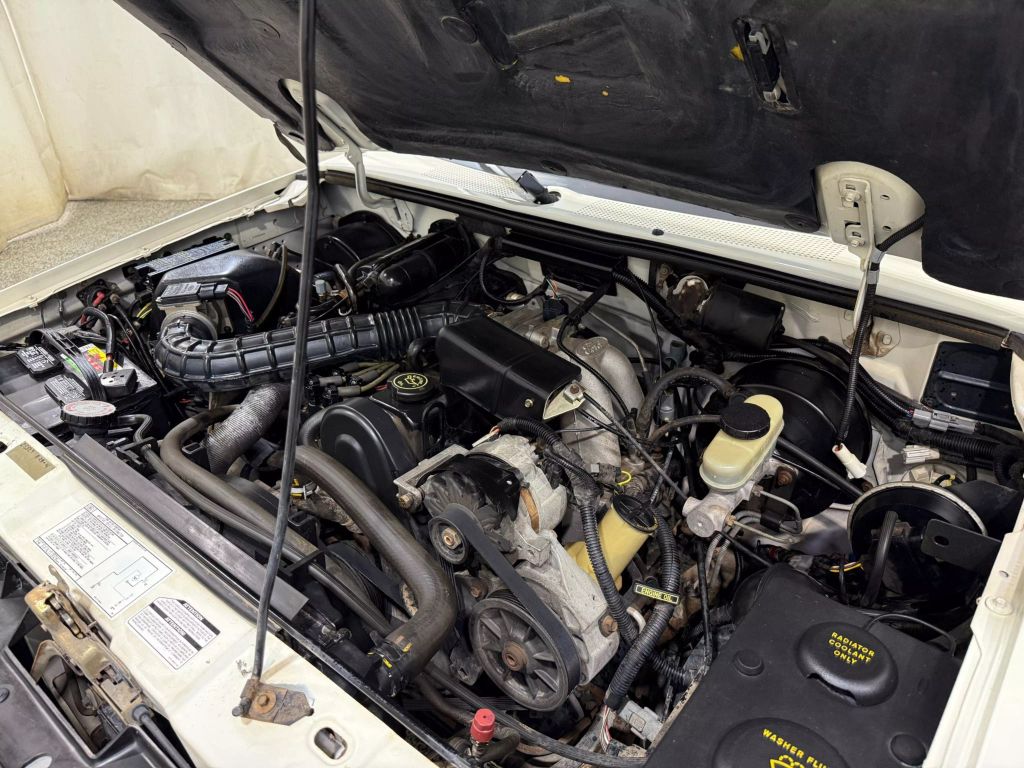 1990-ford-ranger-for-sale-eclectic-garage-10