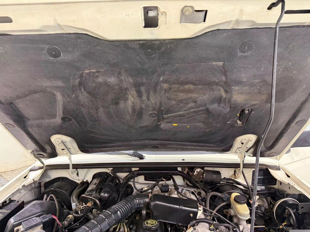 1990-ford-ranger-for-sale-eclectic-garage-11
