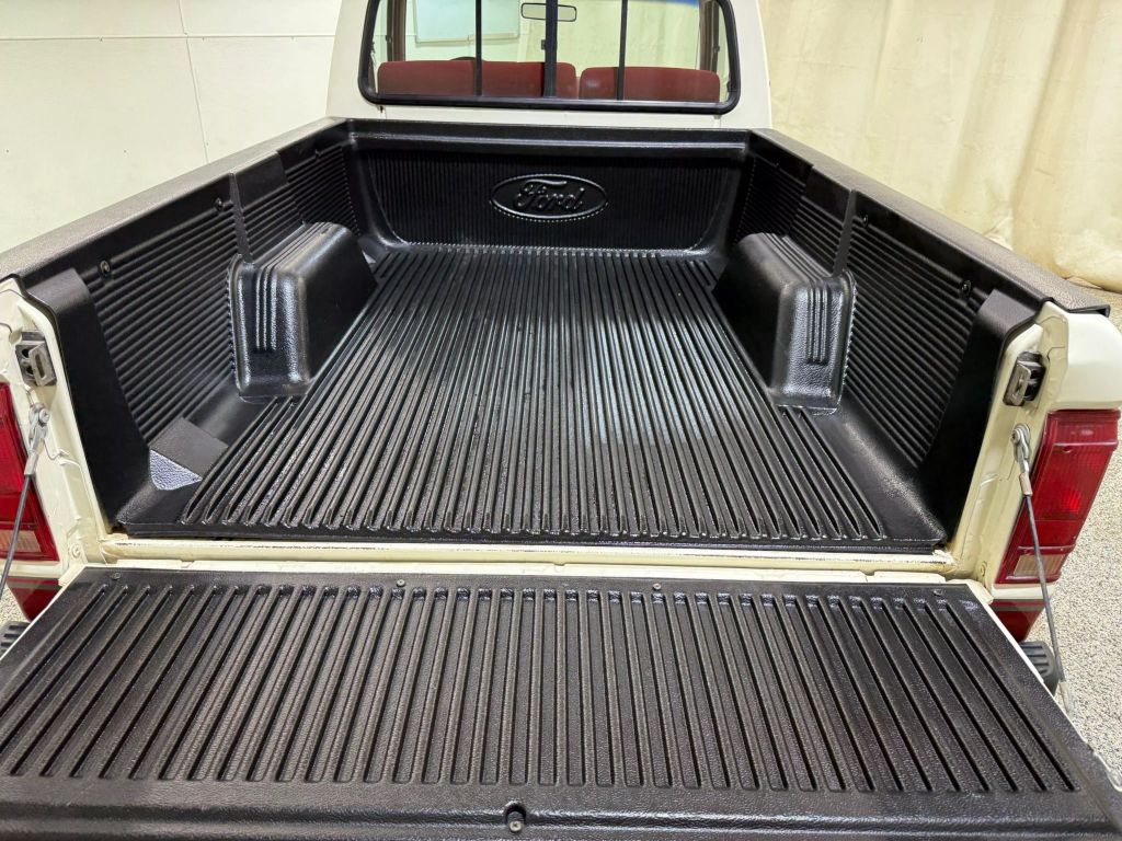 1990-ford-ranger-for-sale-eclectic-garage-30