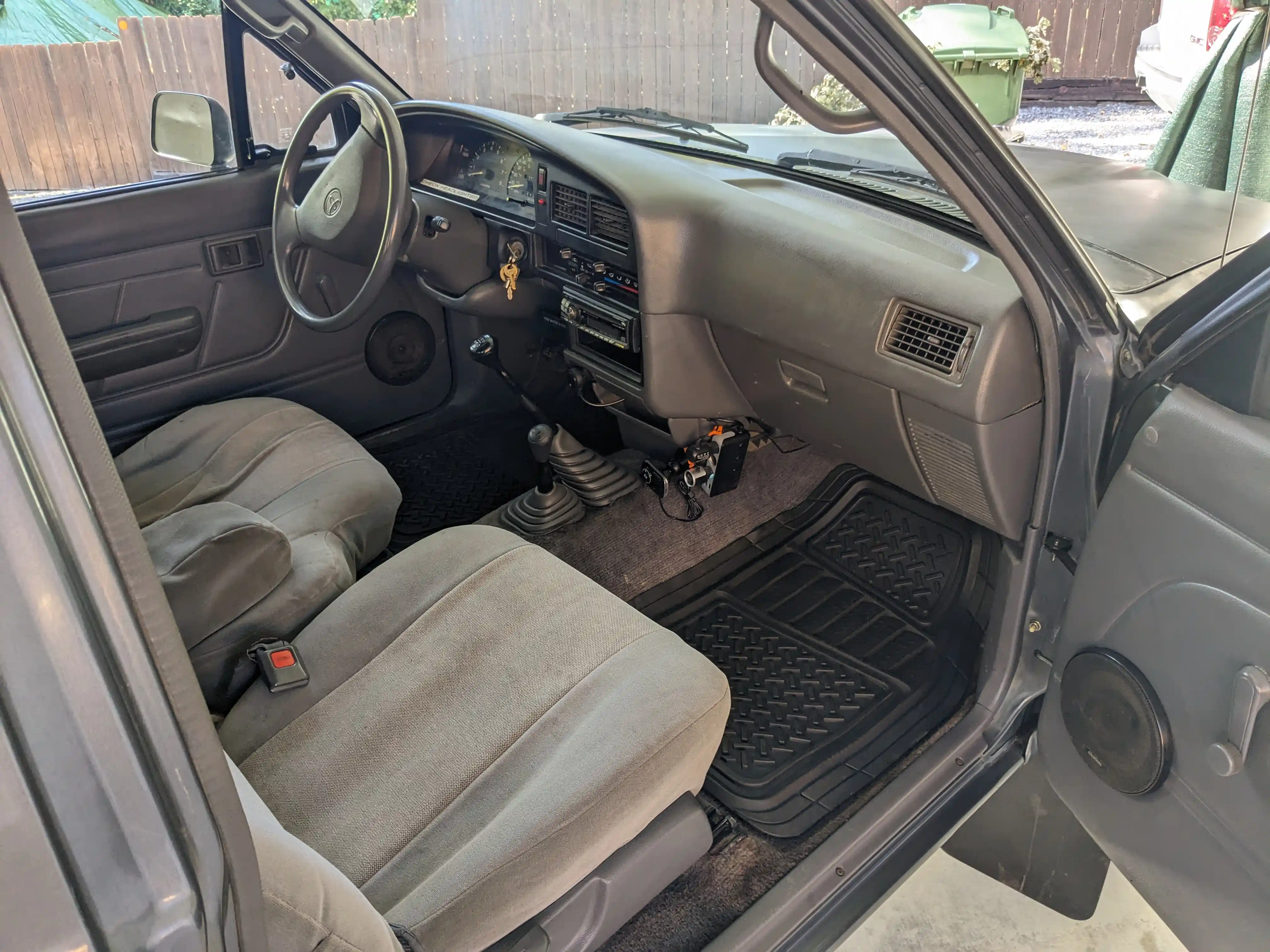 1992-Toyota-4WD-Pickup-V6-22
