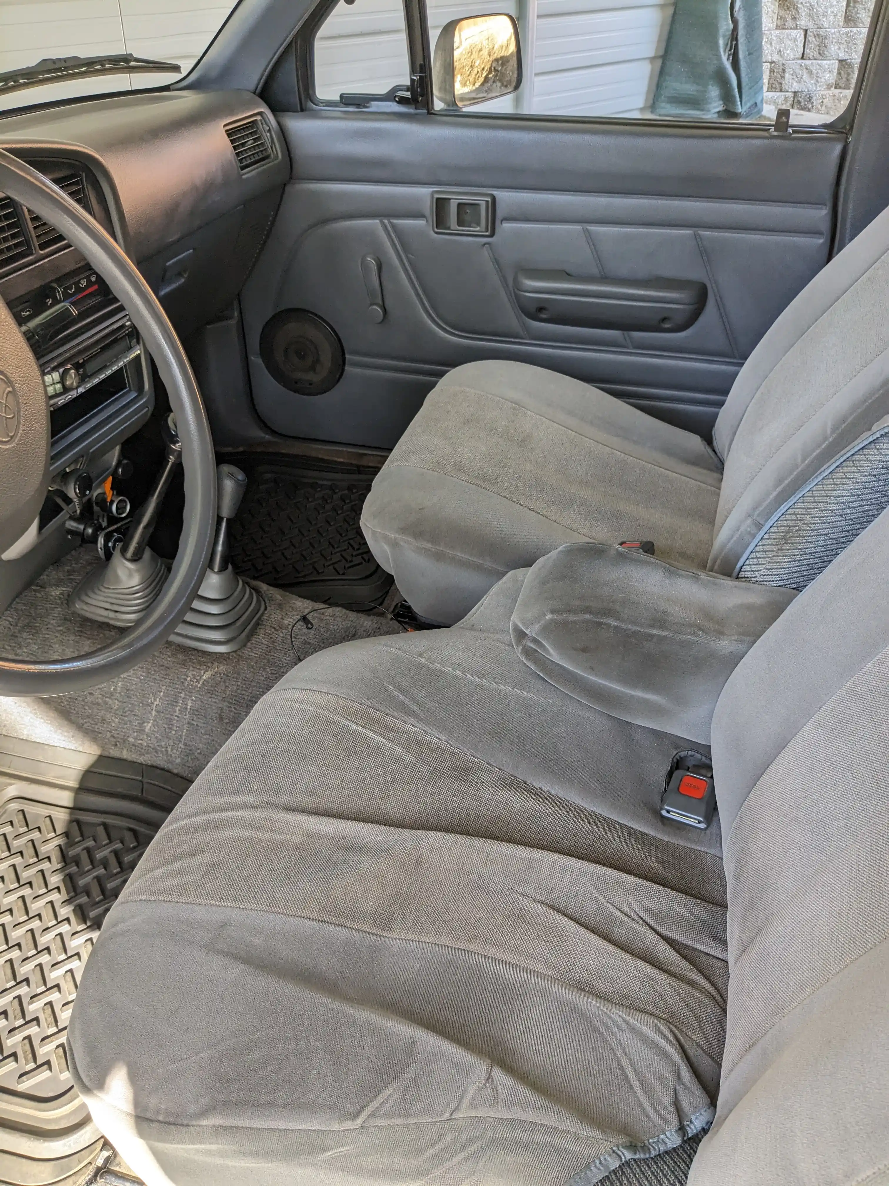 1992-Toyota-4WD-Pickup-V6-29
