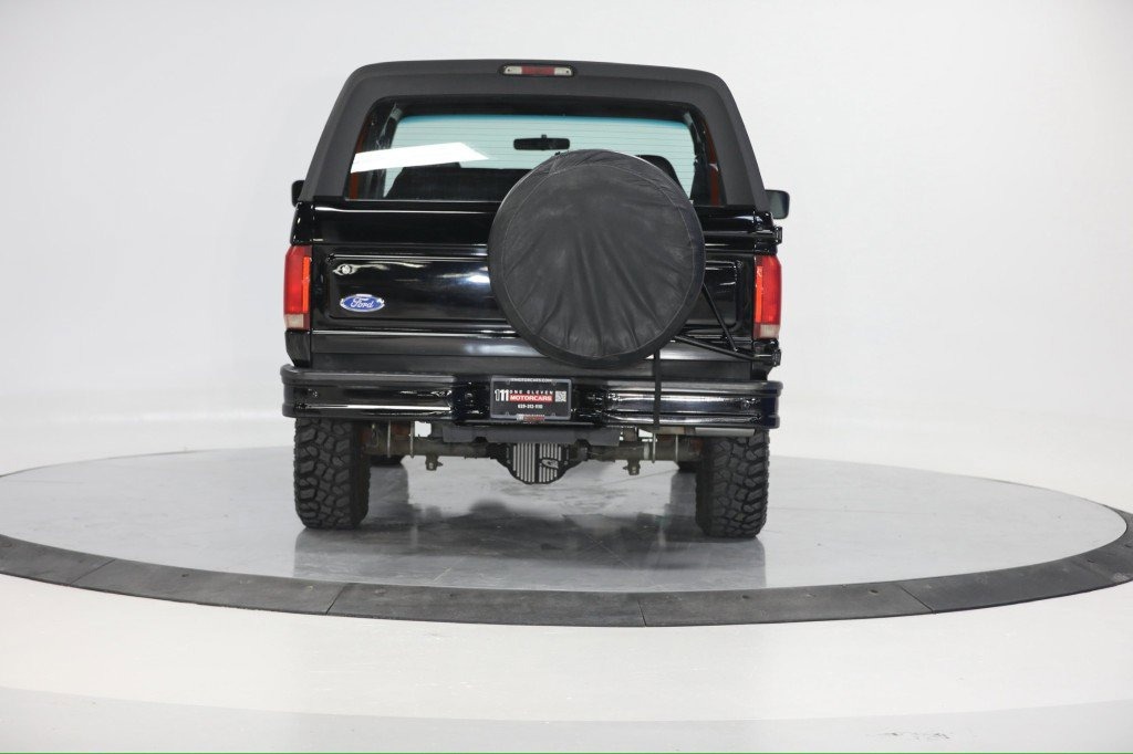 1992-ford-bronco-nite-edition-10