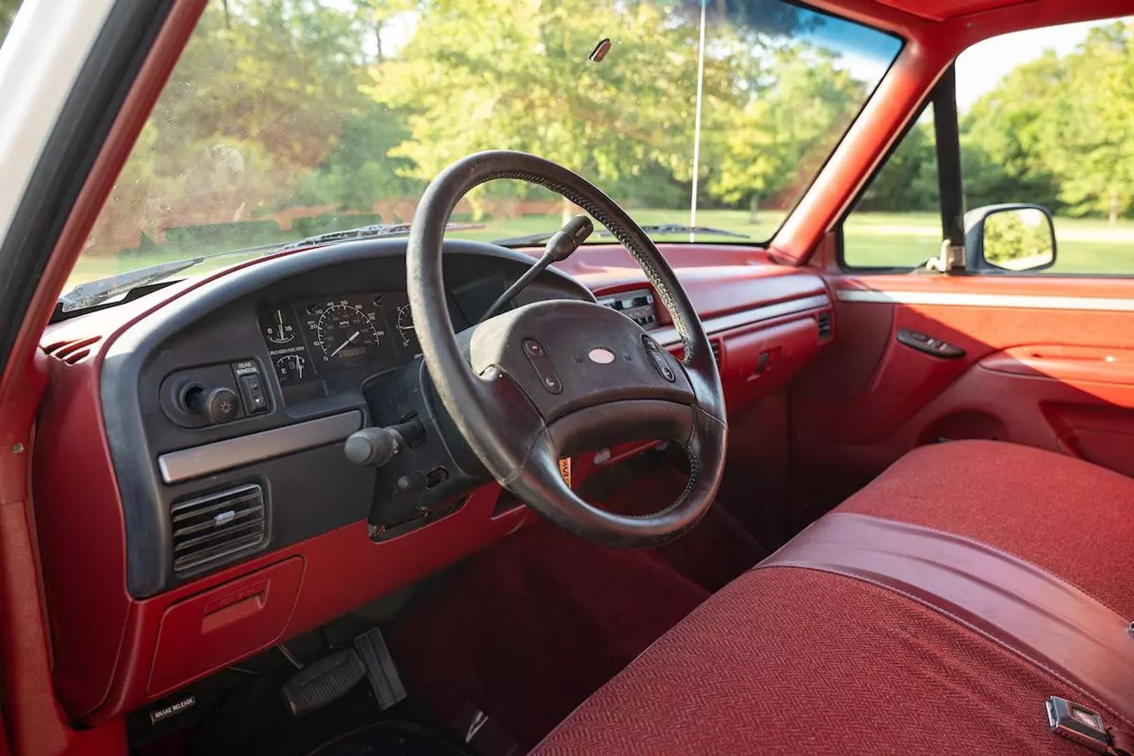 1992-ford-bronco-oj-simpson-4x4-for-sale-16