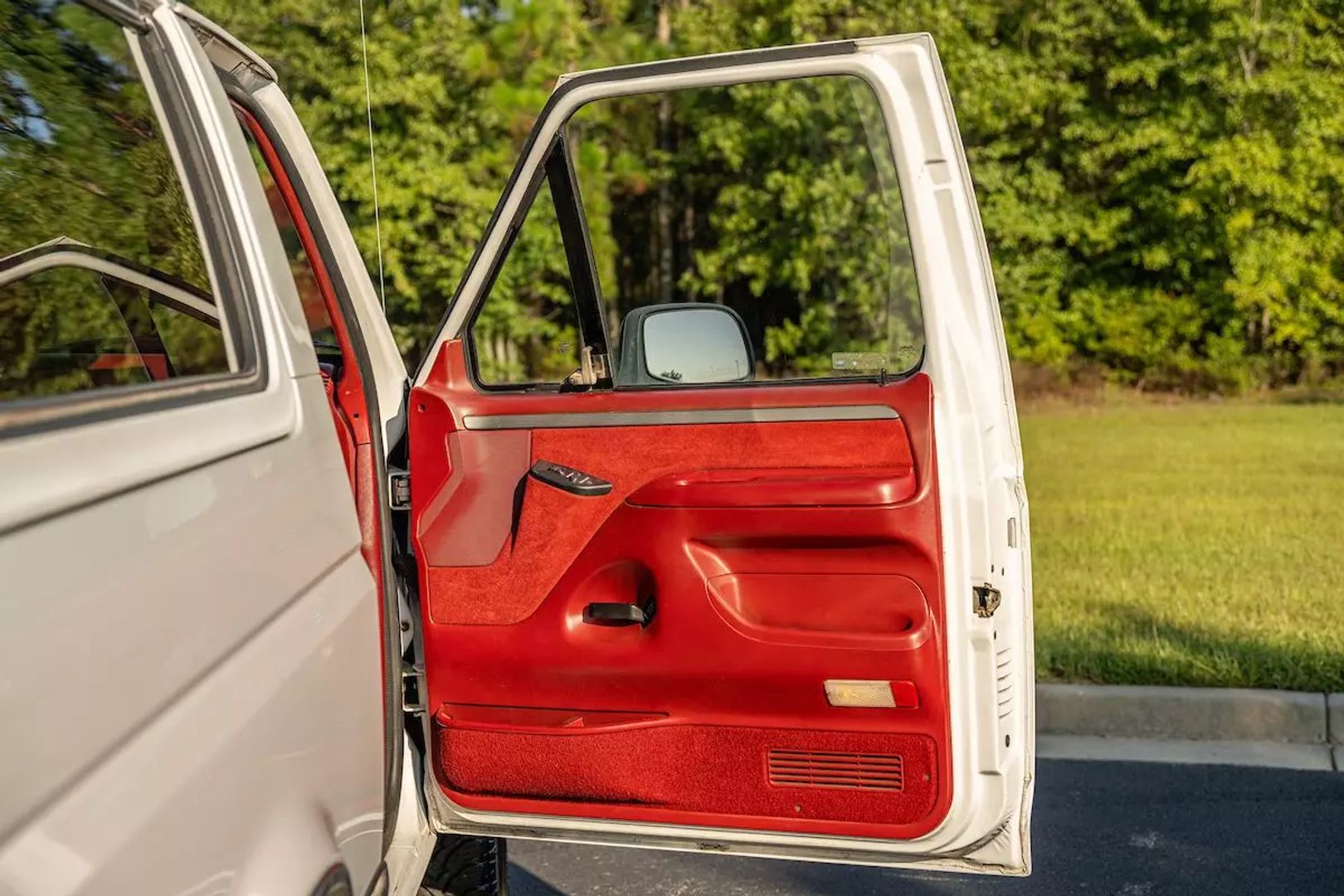 1992-ford-bronco-oj-simpson-4x4-for-sale-28
