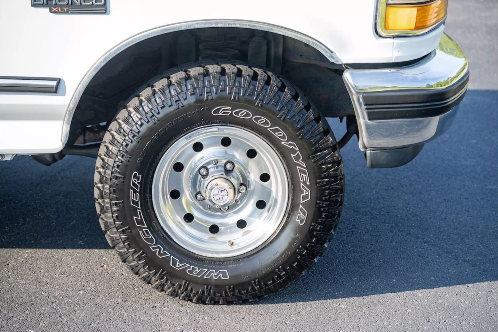 1992-ford-bronco-oj-simpson-4x4-for-sale-32