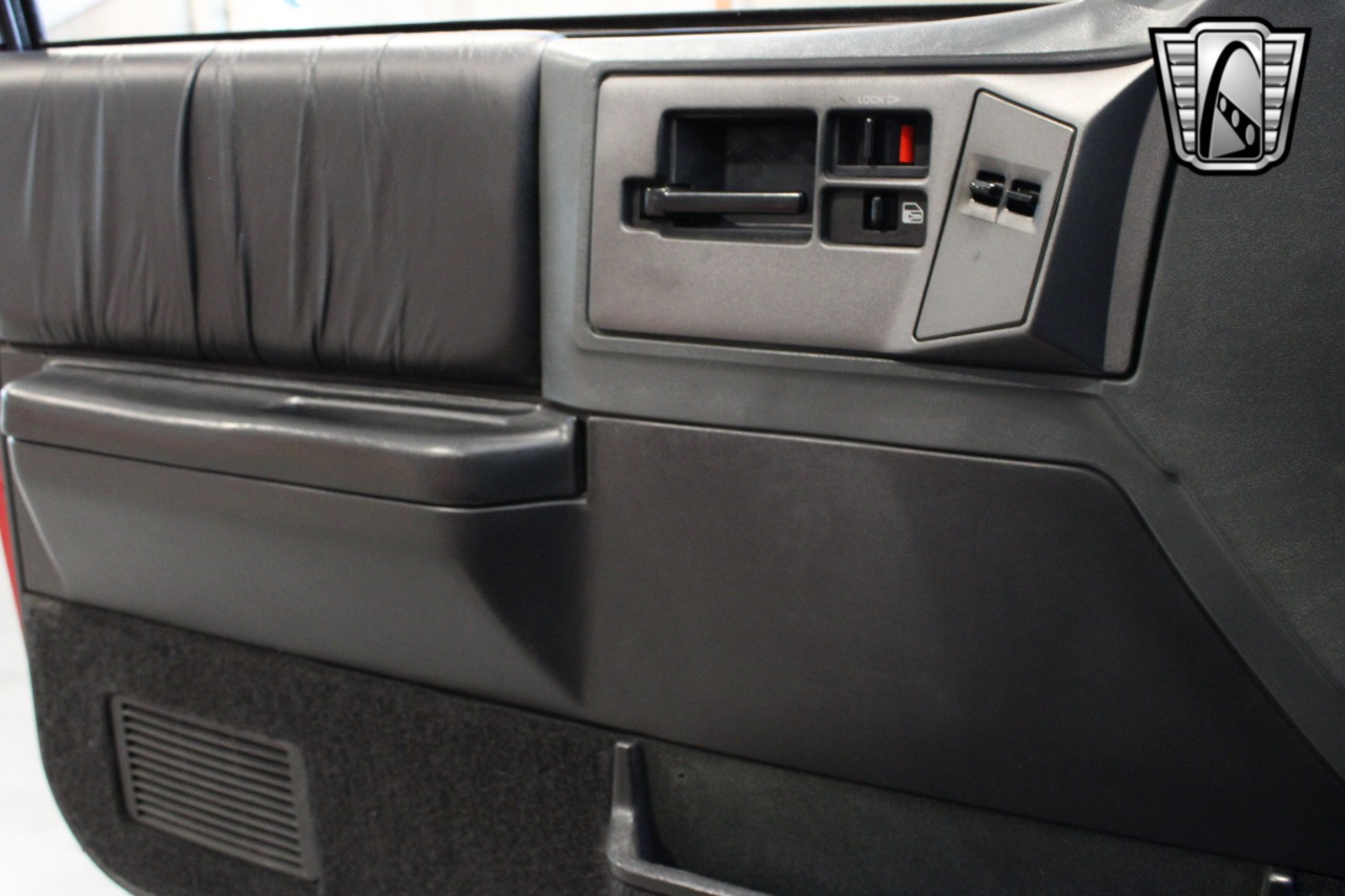 1992-gmc-typhoon-for-sale-32