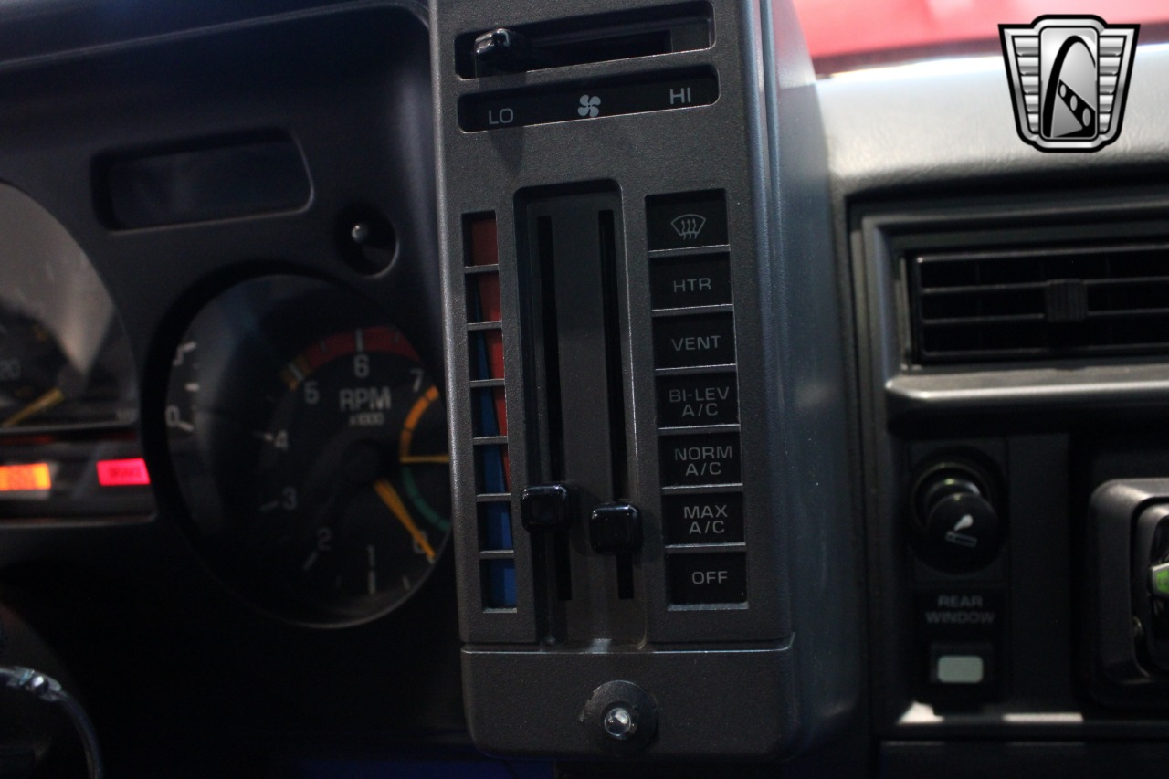 1992-gmc-typhoon-for-sale-37