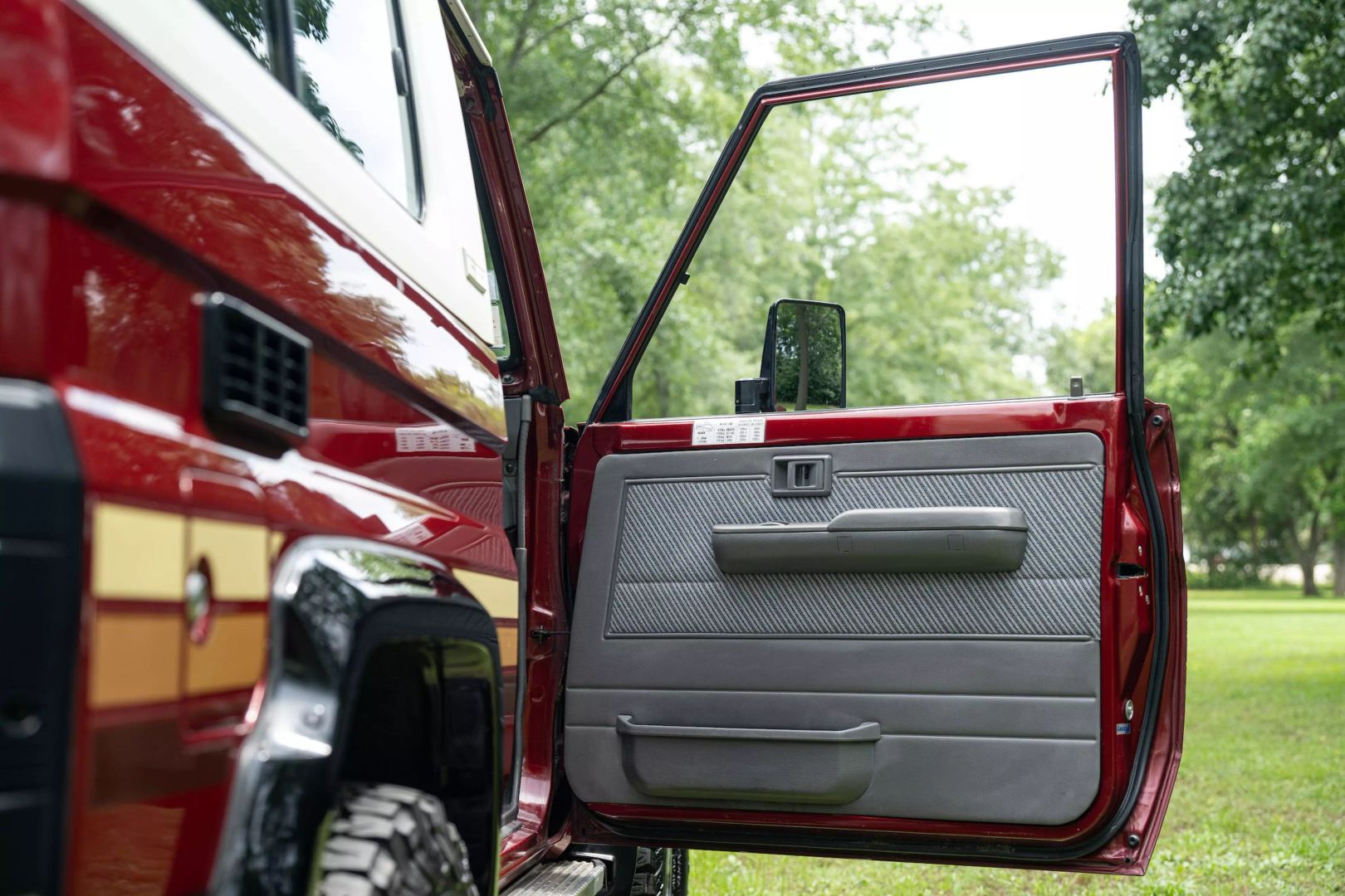1993-TOYOTA-LAND-CRUISER-KZJ73-for-sale-32