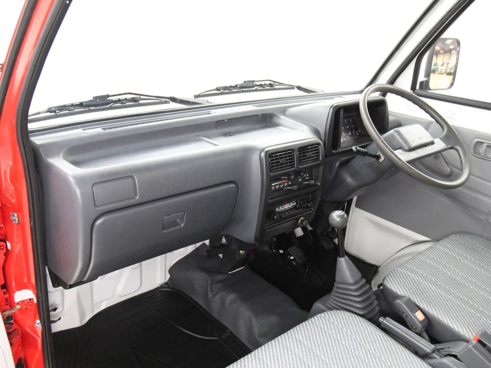 1993-daihatsu-hijet-4x4-mini-fire-truck-for-sale-12
