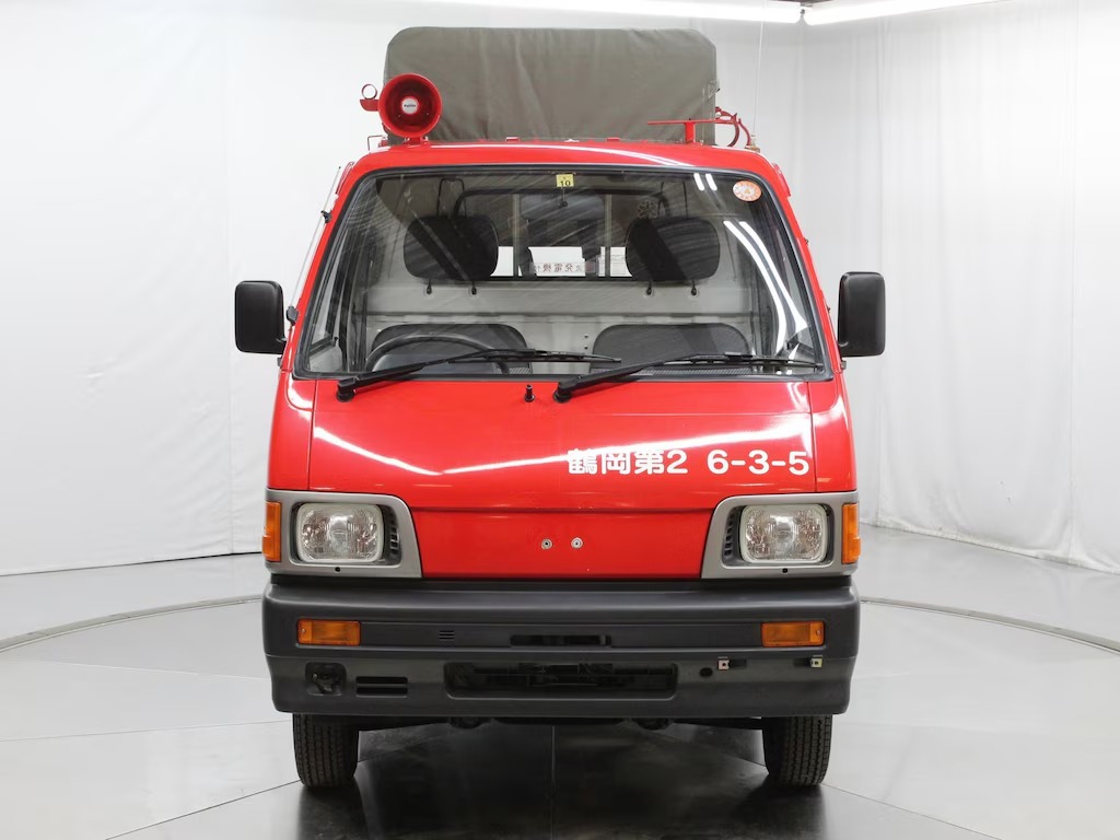 1993-daihatsu-hijet-4x4-mini-fire-truck-for-sale-2