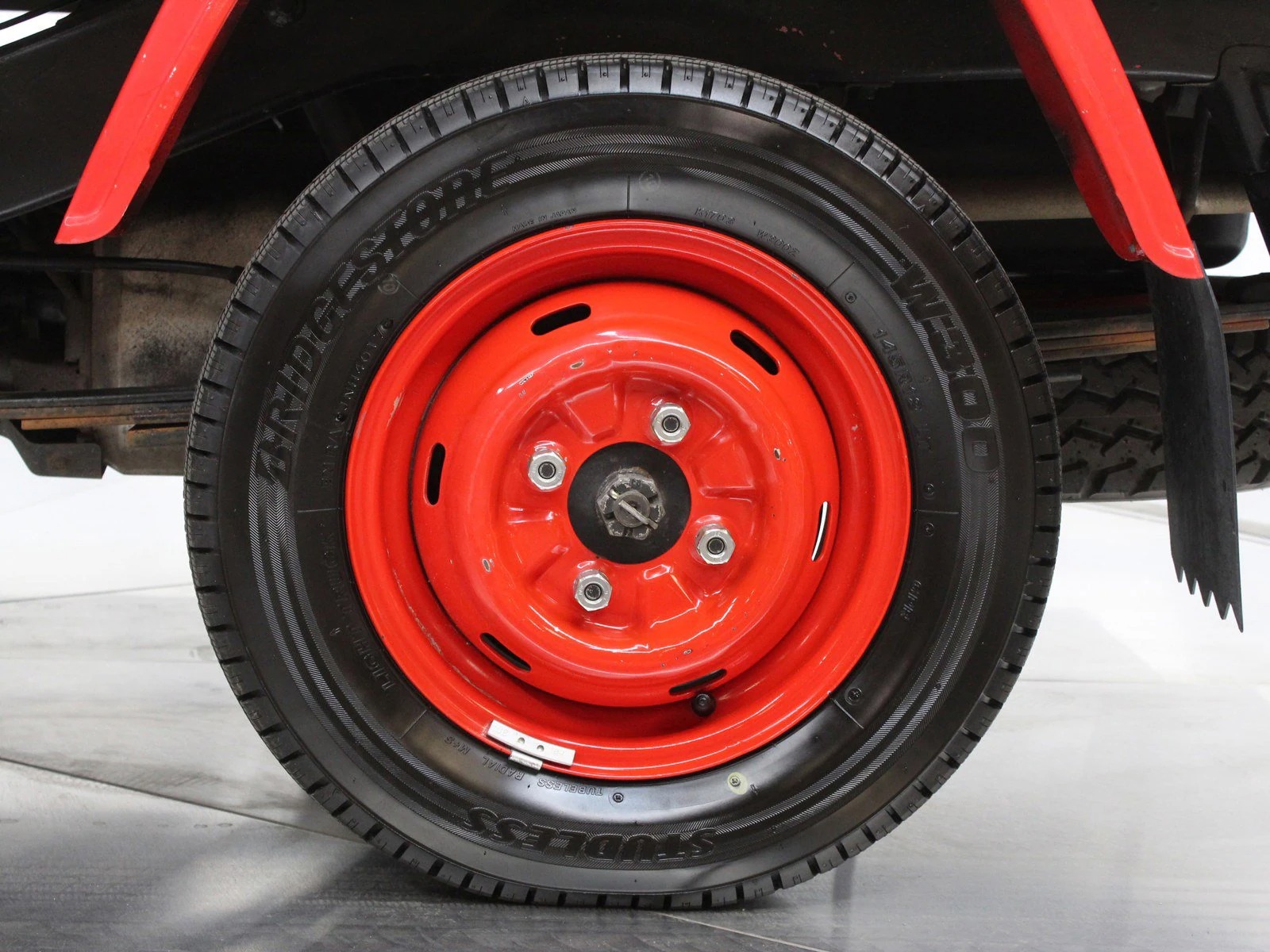 1993-daihatsu-hijet-4x4-mini-fire-truck-for-sale-23