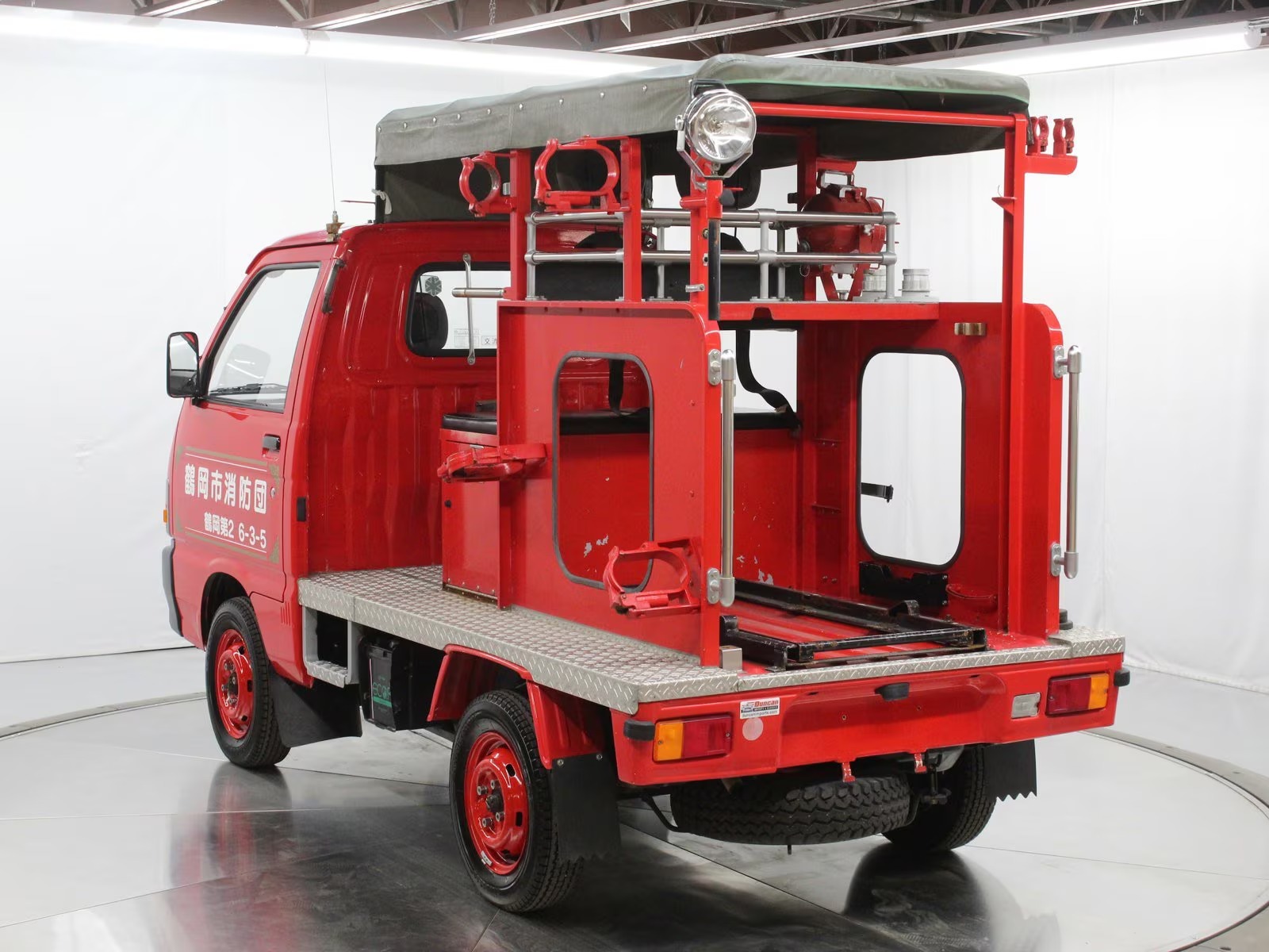 1993-daihatsu-hijet-4x4-mini-fire-truck-for-sale-4