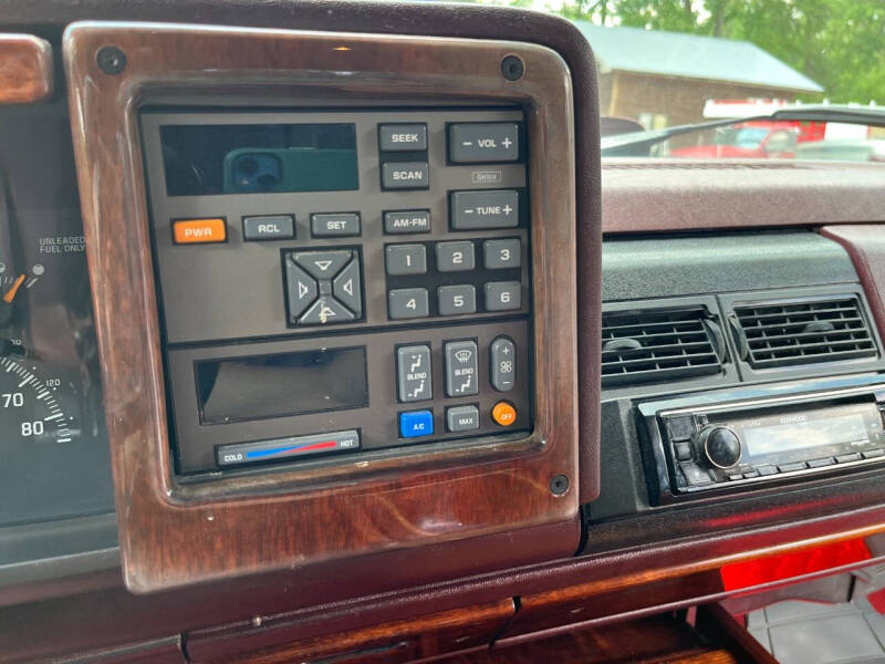 1994-chevrolet-c-k-3500-series-4x2-2dr-extended-cab (49)