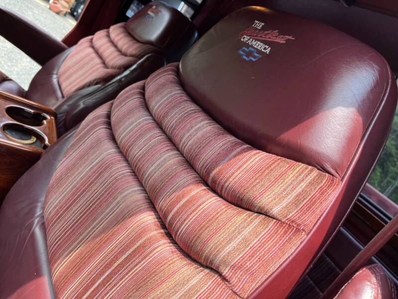 1994-chevrolet-c-k-3500-series-4x2-2dr-extended-cab (51)