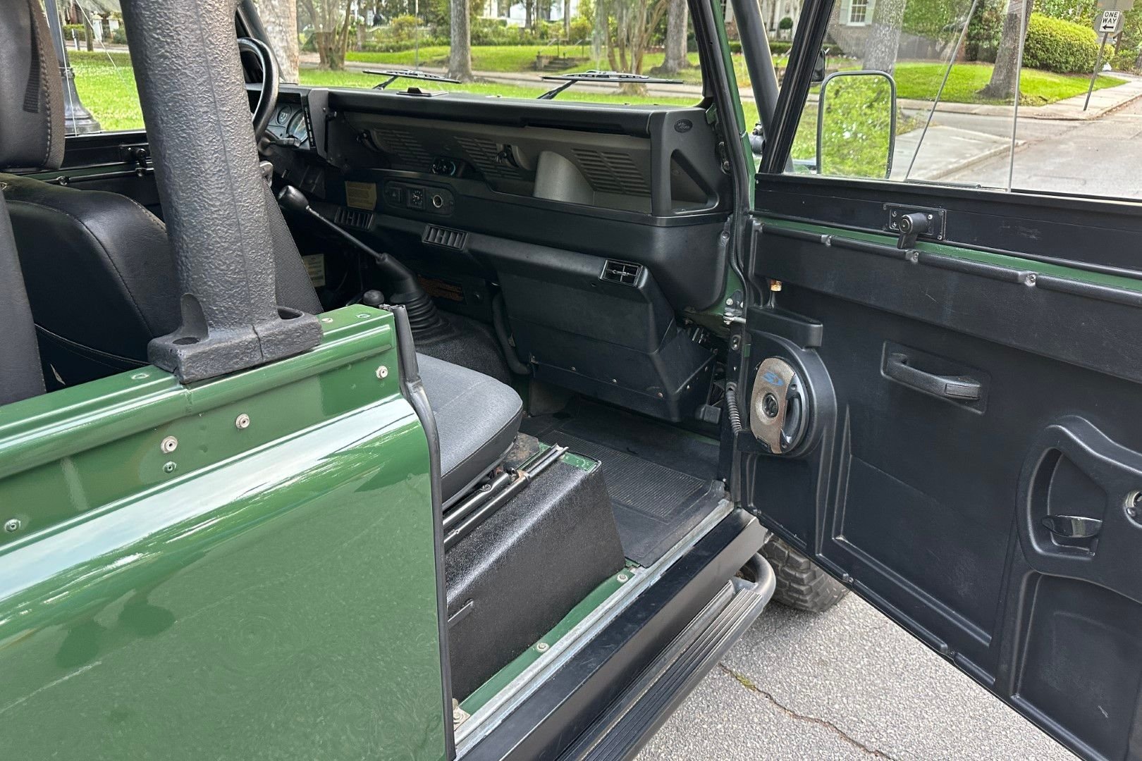 1994-land-rover-defender-90-nas (22)