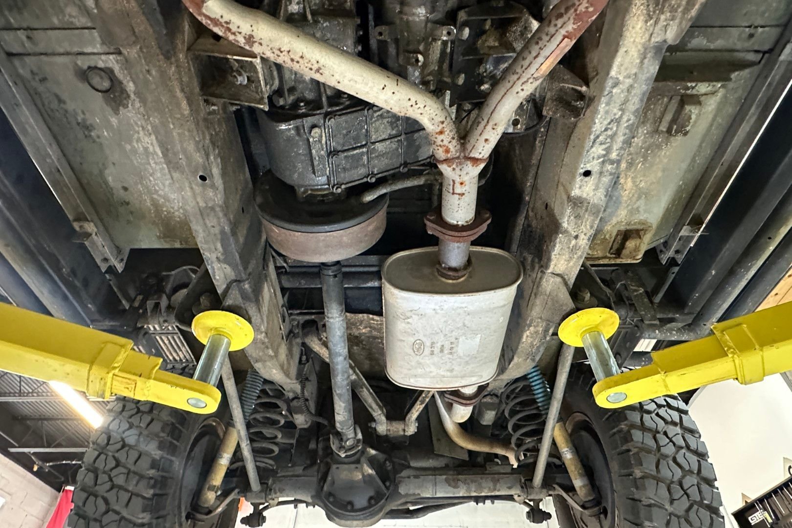 1994-land-rover-defender-90-nas (41)