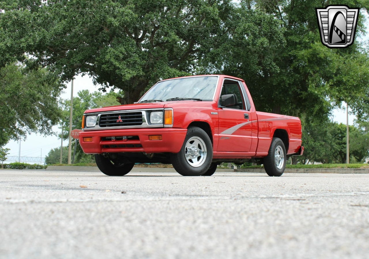 1994-mitsubishi-mighty-max-for-sale-01