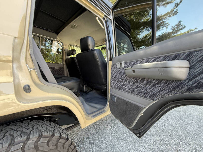 1994-toyota-land-cruiser-prado (32)