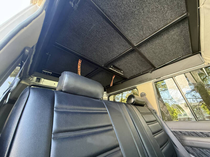 1994-toyota-land-cruiser-prado (38)