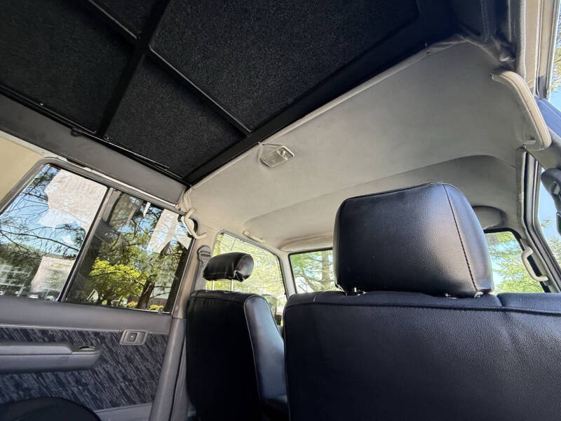1994-toyota-land-cruiser-prado (39)
