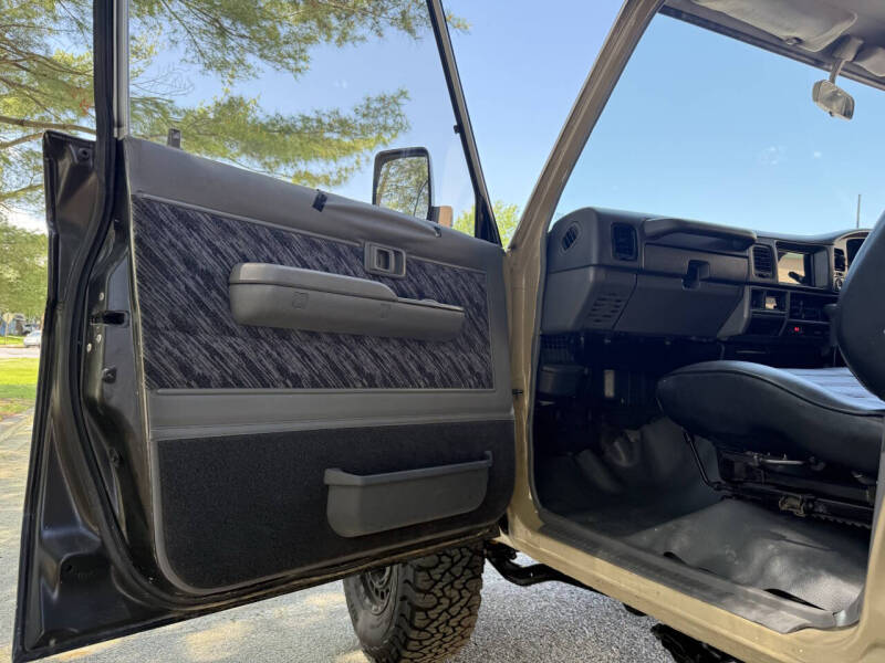 1994-toyota-land-cruiser-prado (41)