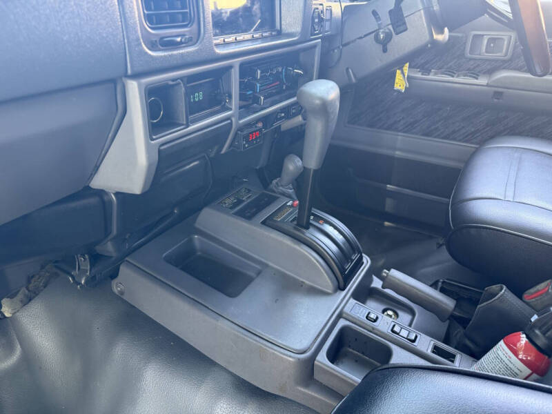 1994-toyota-land-cruiser-prado (44)