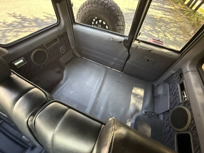 1994-toyota-land-cruiser-prado (51)