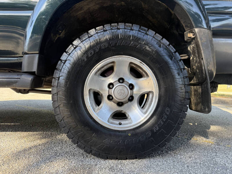 1995-toyota-land-cruiser-base-awd-4dr-suv (5)