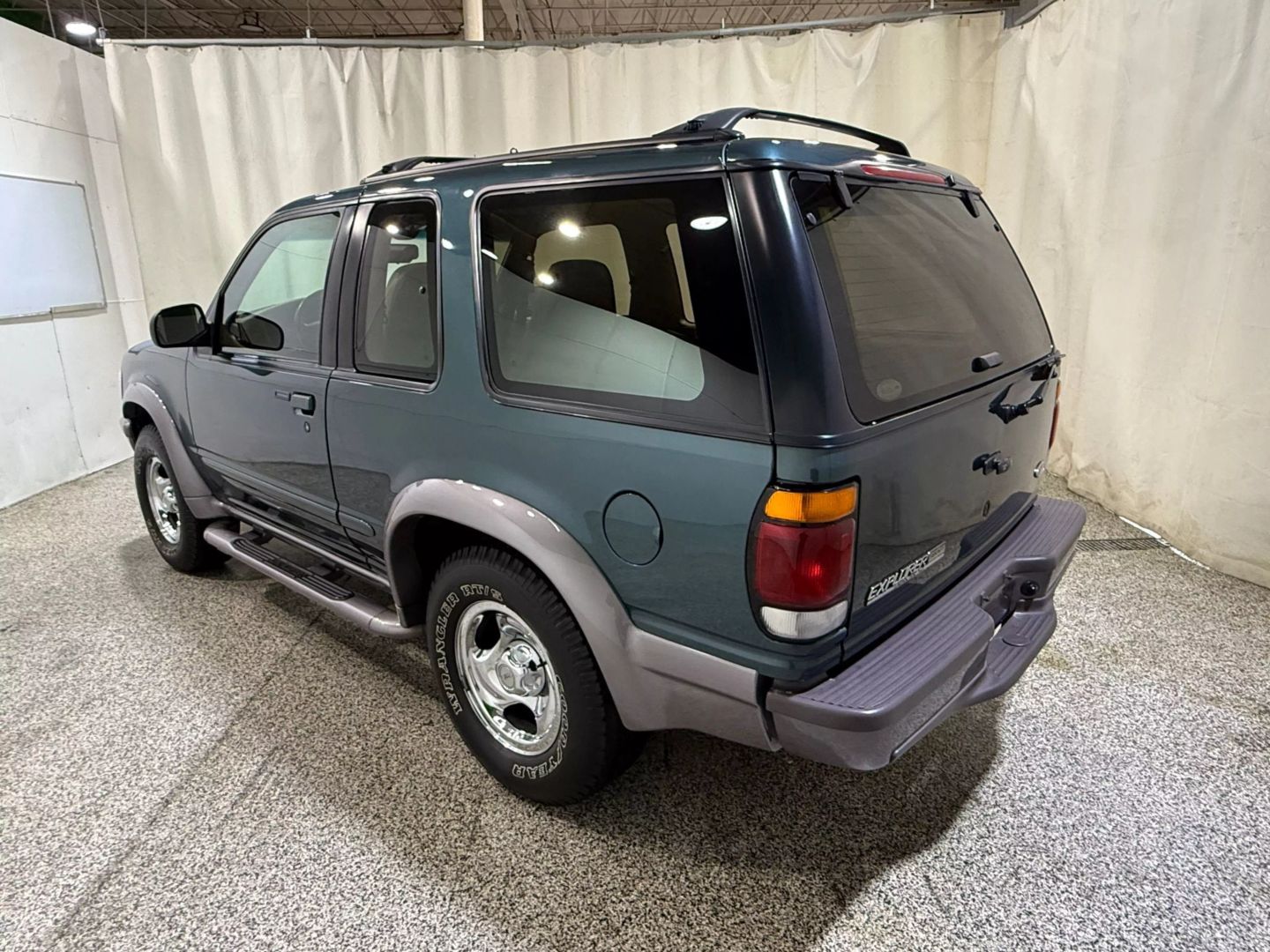 1996-ford-explorer-for-sale-05