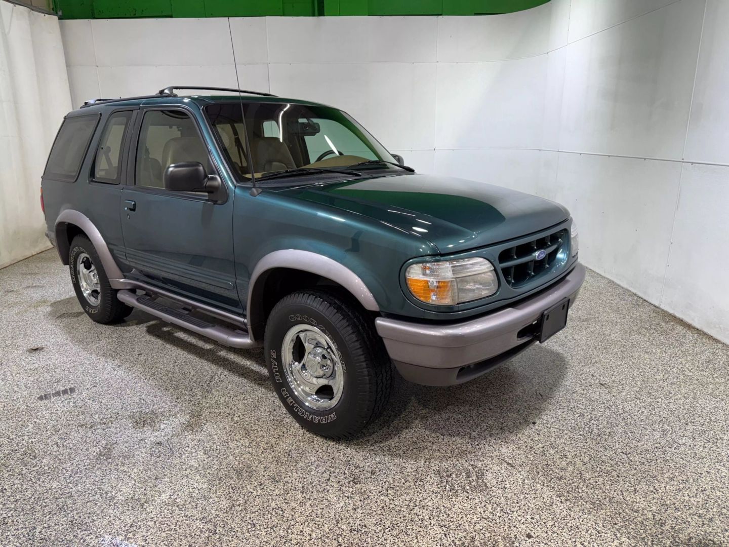 1996-ford-explorer-for-sale-08