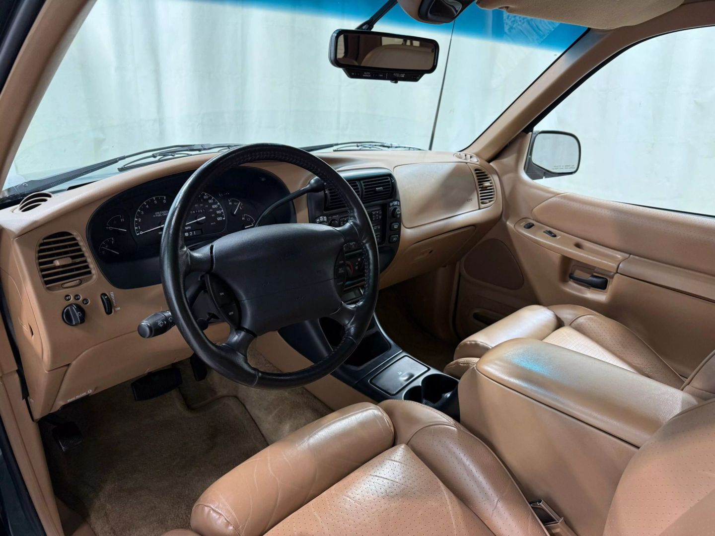 1996-ford-explorer-for-sale-14