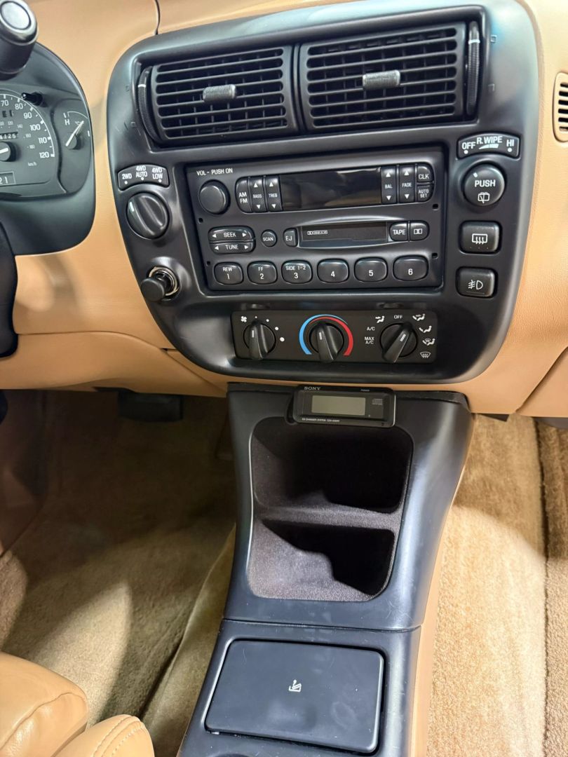 1996-ford-explorer-for-sale-29
