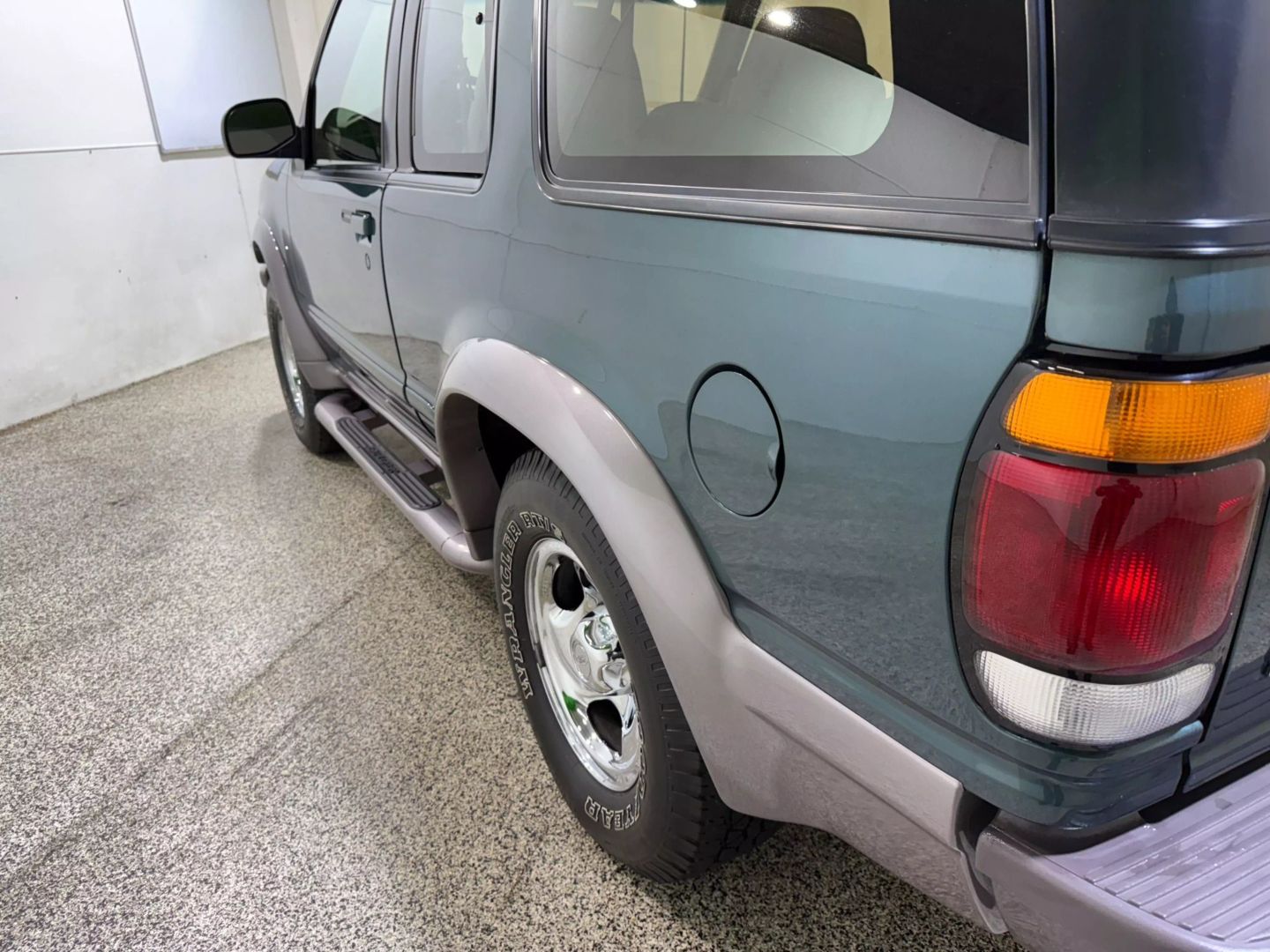 1996-ford-explorer-for-sale-43