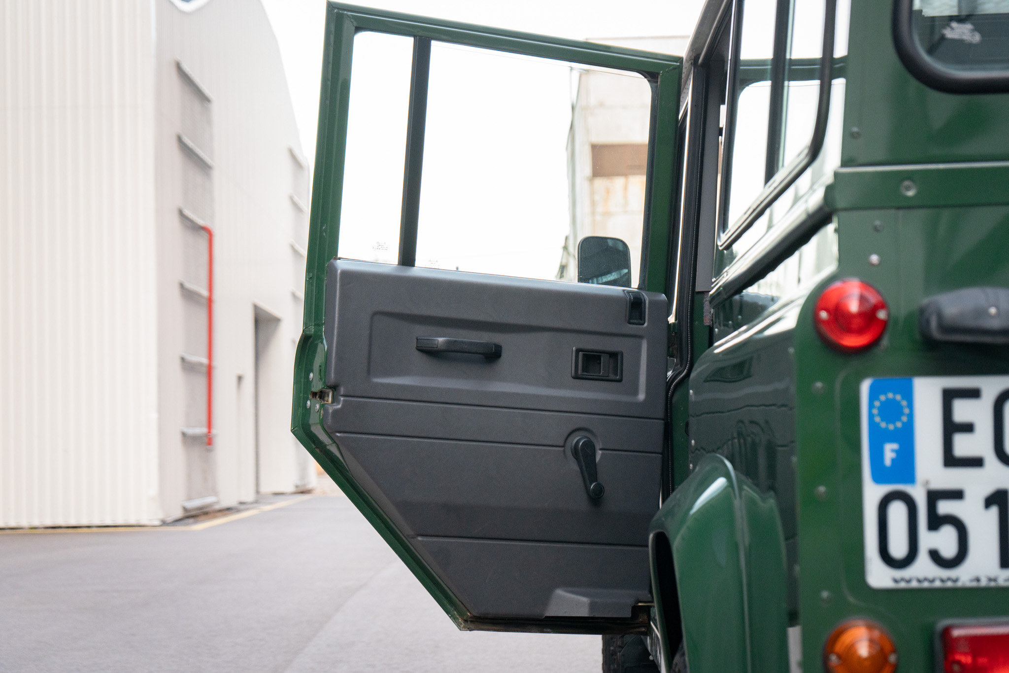 1996-land-rover-defender-110-300tdi-for-sale-samuel-28