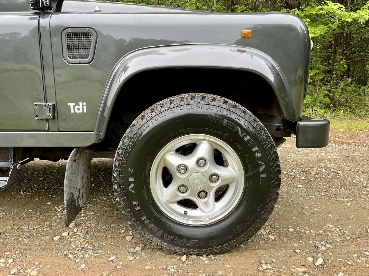 1998-gray-defender-90-for-sale-110