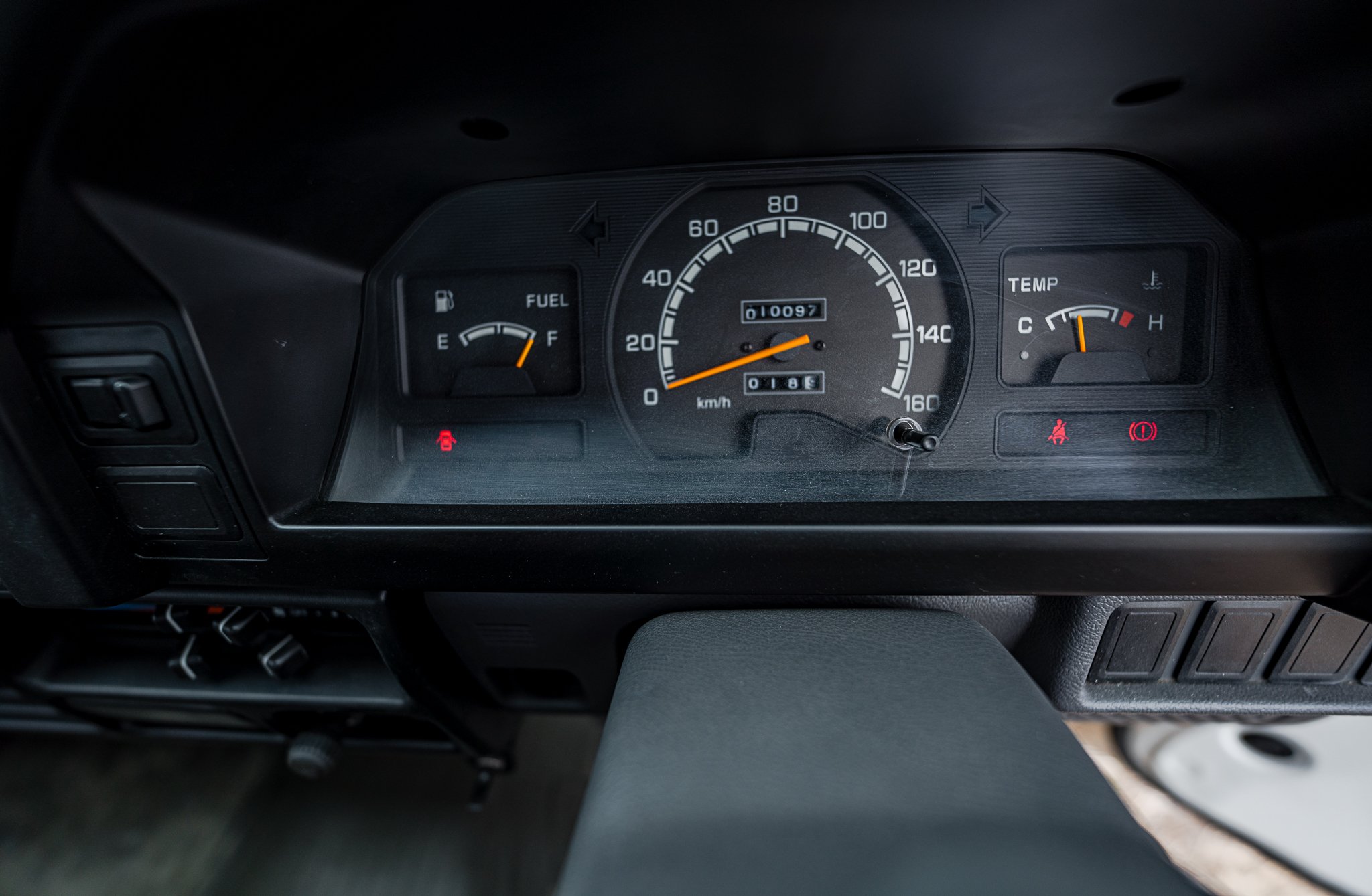 1998-mitsubishi-delica-l300-truck-for-sale-22